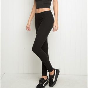 Brandy Melville Leggings